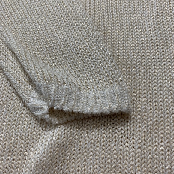 2/$20 VanHeusen Gold Metallic Cream Long Sleeve Sweater - Picture 6 of 8